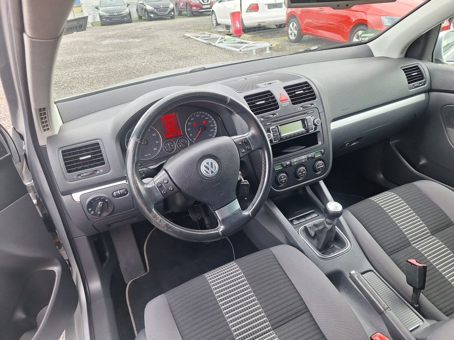 Vw golf 5 Benzină 2009