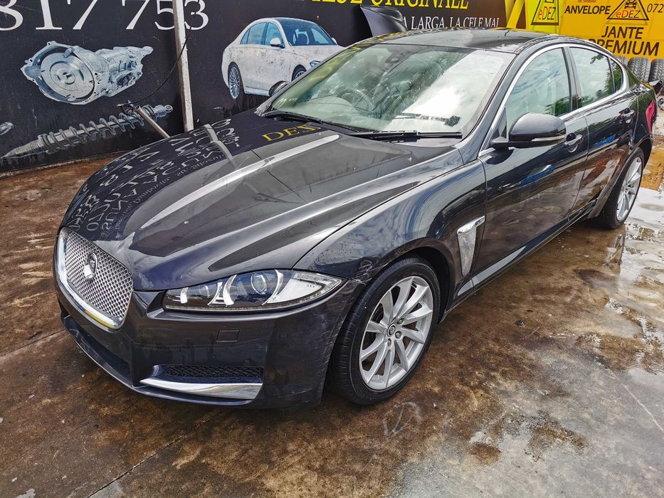 Dezmembrez jaguar xf facelift 2.2  224 DT/bara fata xf/capota xf/far/