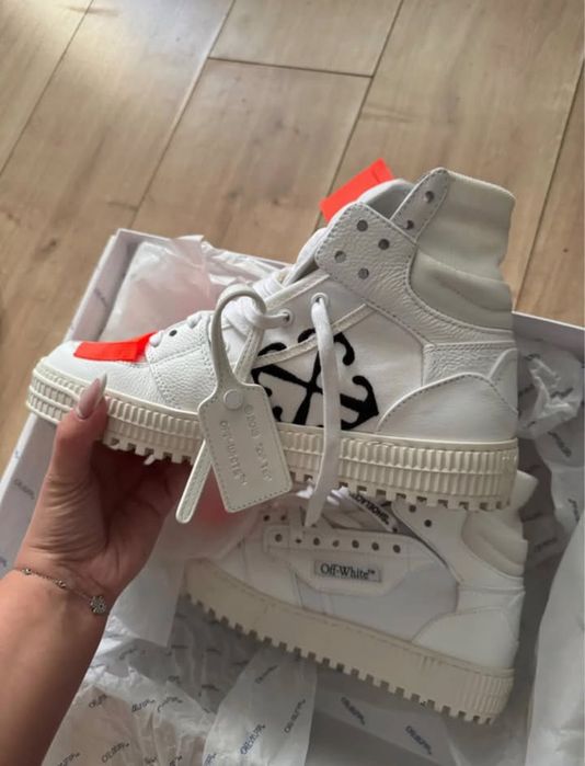 Off White Court 3.0