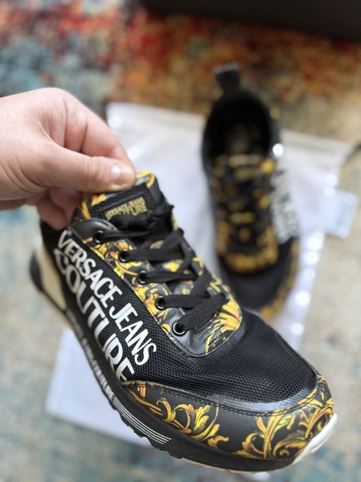 Мъжки обувки Versace