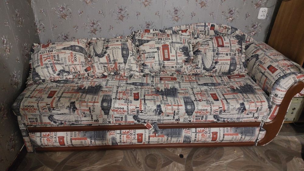 Продается диван с креслом