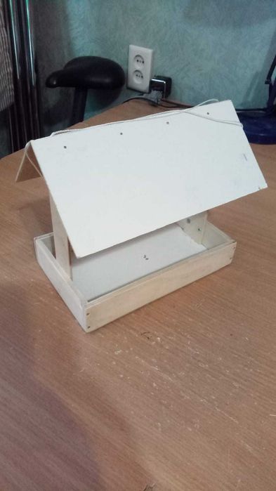 Кормушка для птиц