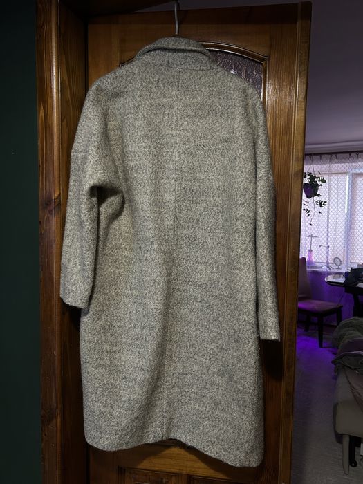 Пальто серое размер L женское