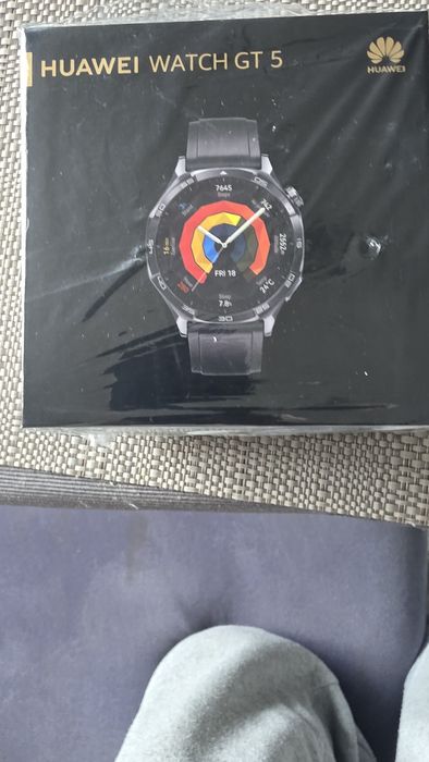 Huawei watch  GT 5 Чисто нов