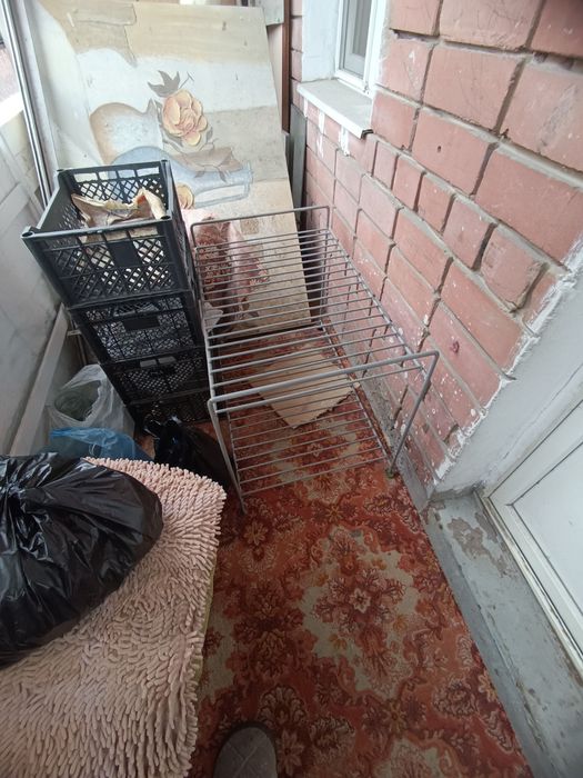 Продам полка под цветы или обувь