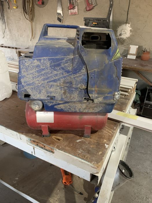 Kompressor sotiladi 6 litr hajmi