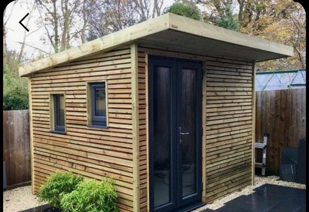 Vindem casute de gradina