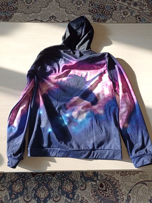 Янги великан капишон эркак ва айоллар учун тугри келади