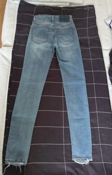 Pull&Bear blugi skinny marime 32