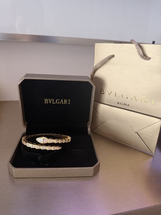 гривна Bulgari serpenti