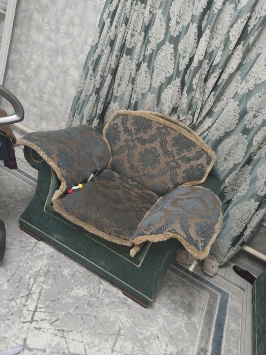 Диван с 2 мя креслом