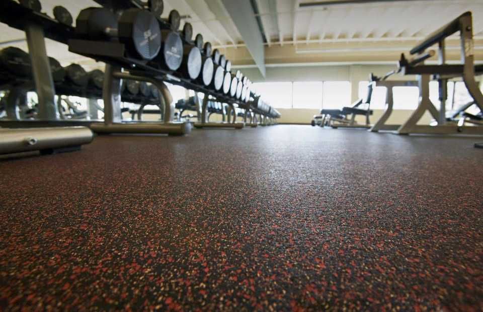 Резиновое рулонное покрытие для спортзала