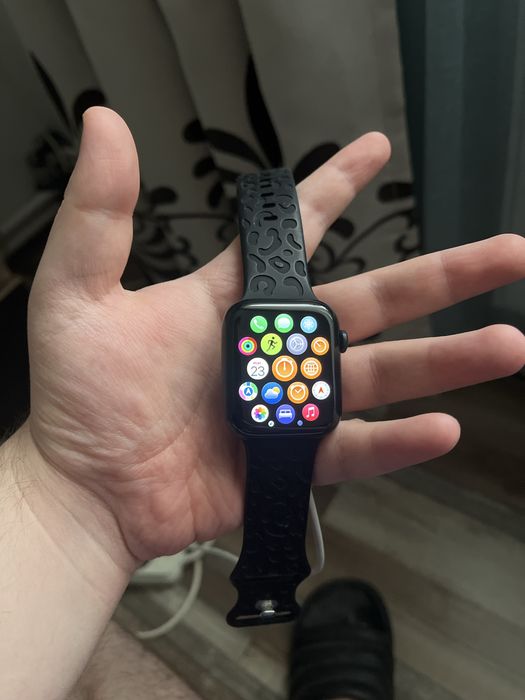 Apple Watch SE 2023 GPS+ Cellular