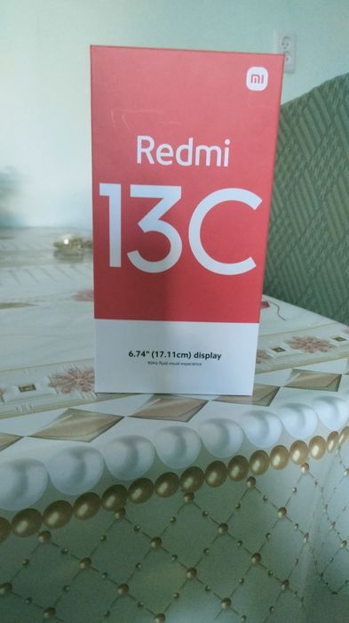 Redmi 13C продам новый