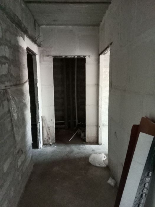 Супер Бам 45 квадрат 2 хоналик Навастройка Сотилади 2 этаж Бамда