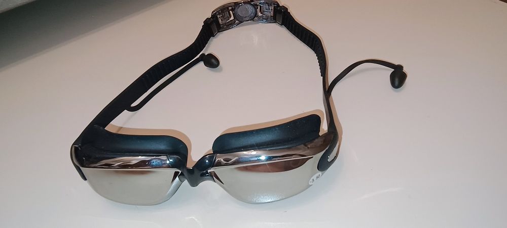 Vând Ochelari înot