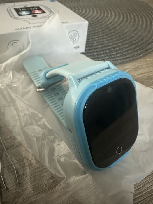 MyKi 4 smart watch
