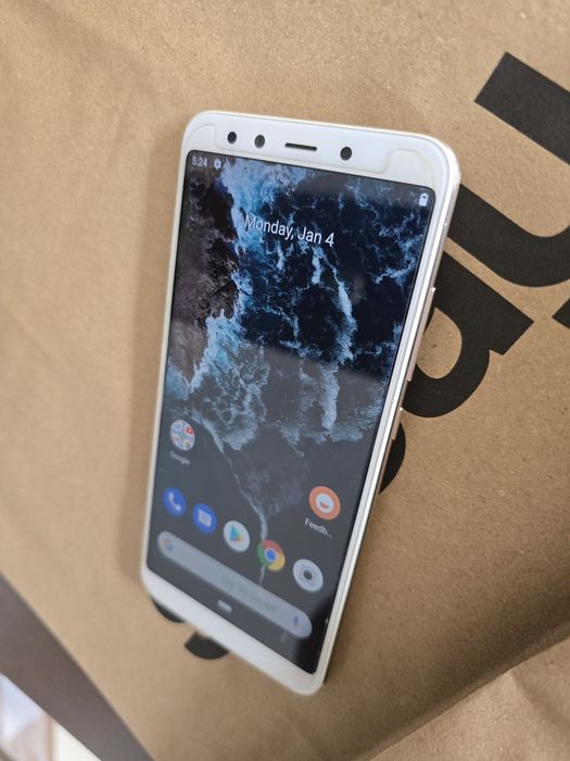 Xiaomi Mi A2 Перфектен