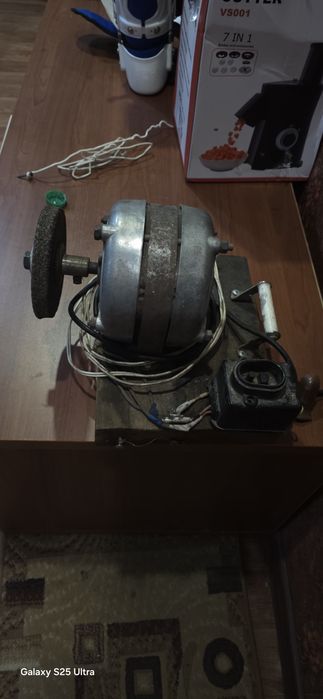 Продам. Наждак электро.