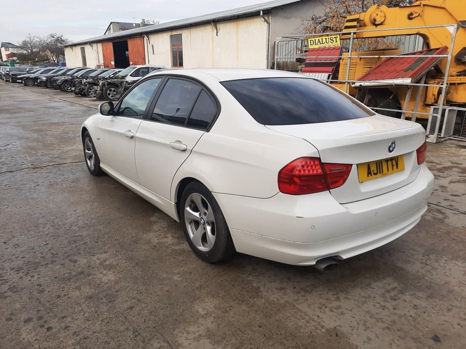Bara spate bmw e90 lci facelift