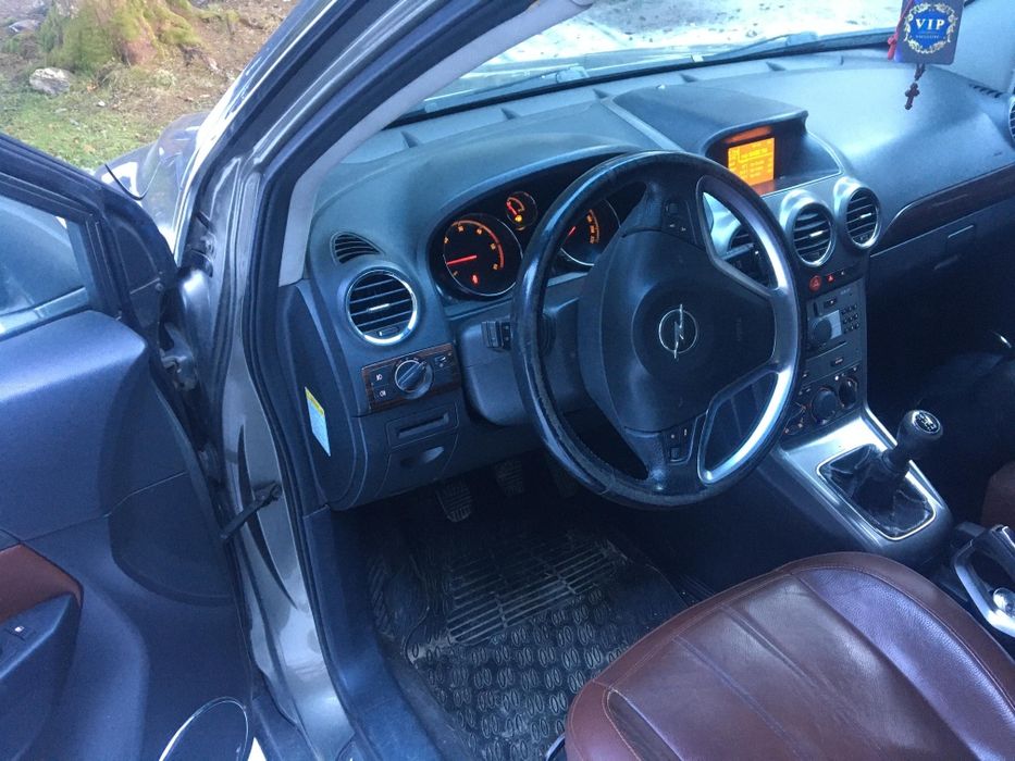 Vând 4X4 Opel Antara 130000 km.