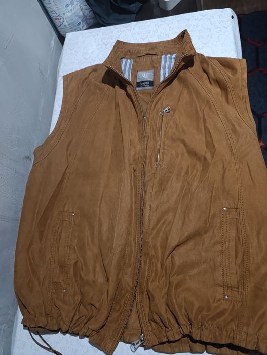 Жилетка бренда Бугати 58-60размер