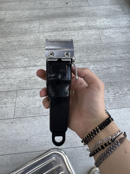 Wahl magic clip