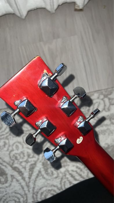 Продается Гитара