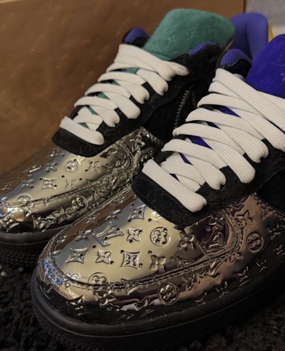 Louis Vuitton & Nike обувки 43
