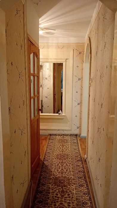 продам 2х ком. кв.в 7мкр дом 35