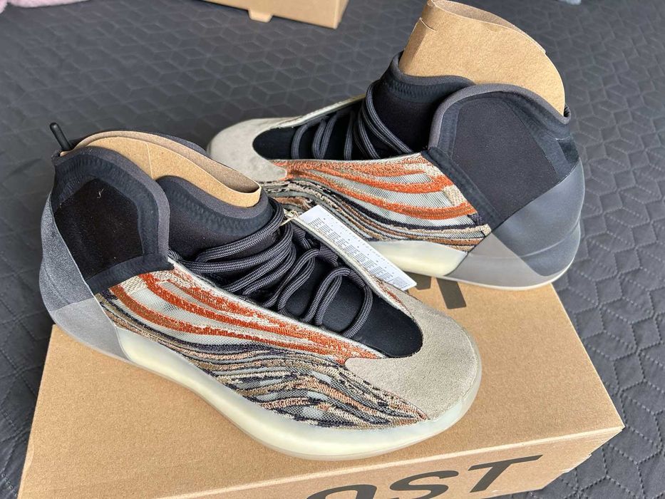 Adidas Yeezy QNTM Flash Orange