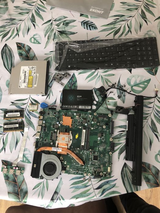 Части и чанти за лаптопо Acer aspire v5, 5820t