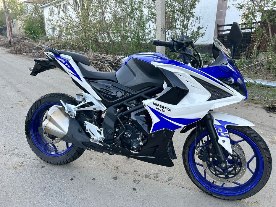 Продам Racer Storm 300