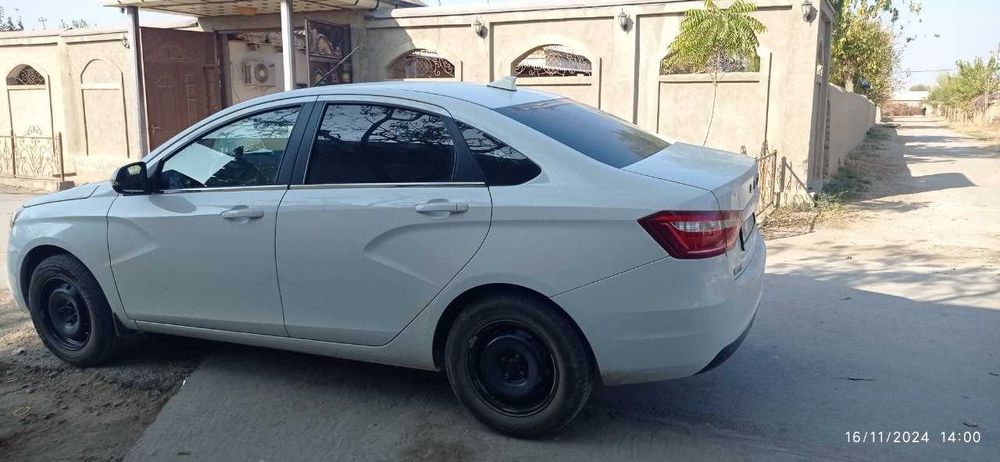 Lada vesta sotiladi ishlab chiqarilgan yili 2019