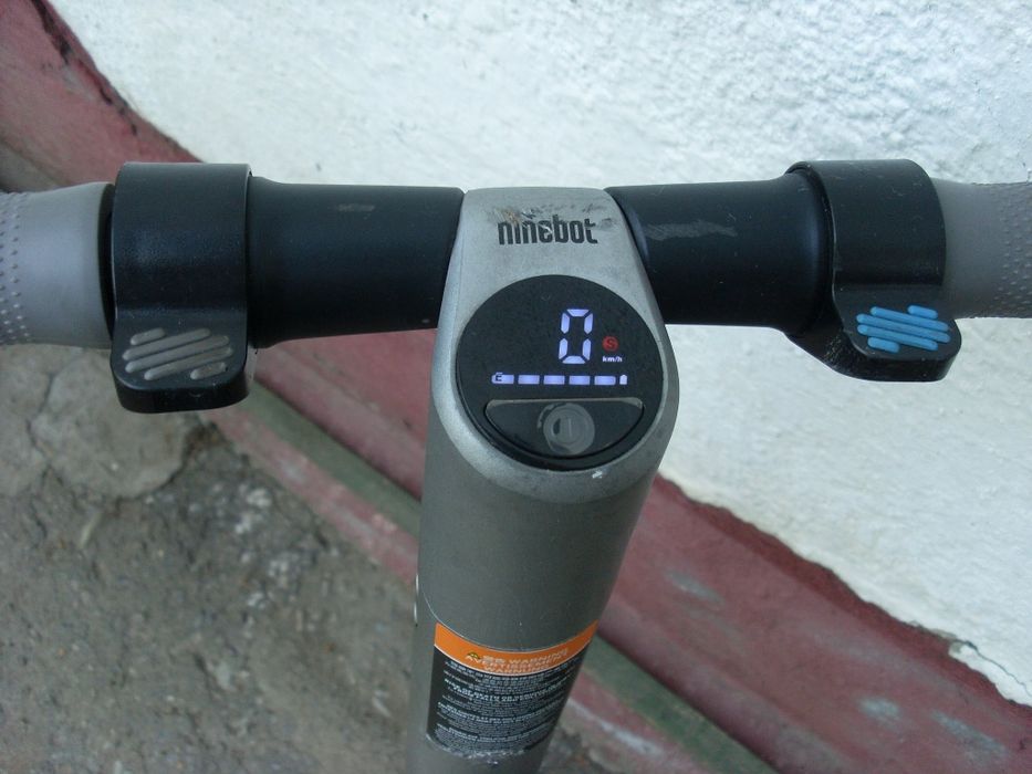 Самокат электросамокат скоростной.