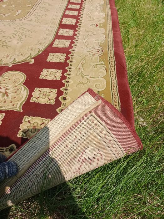 Продам ковёр - самолёт, турецкое качество,размер 2*4 метра