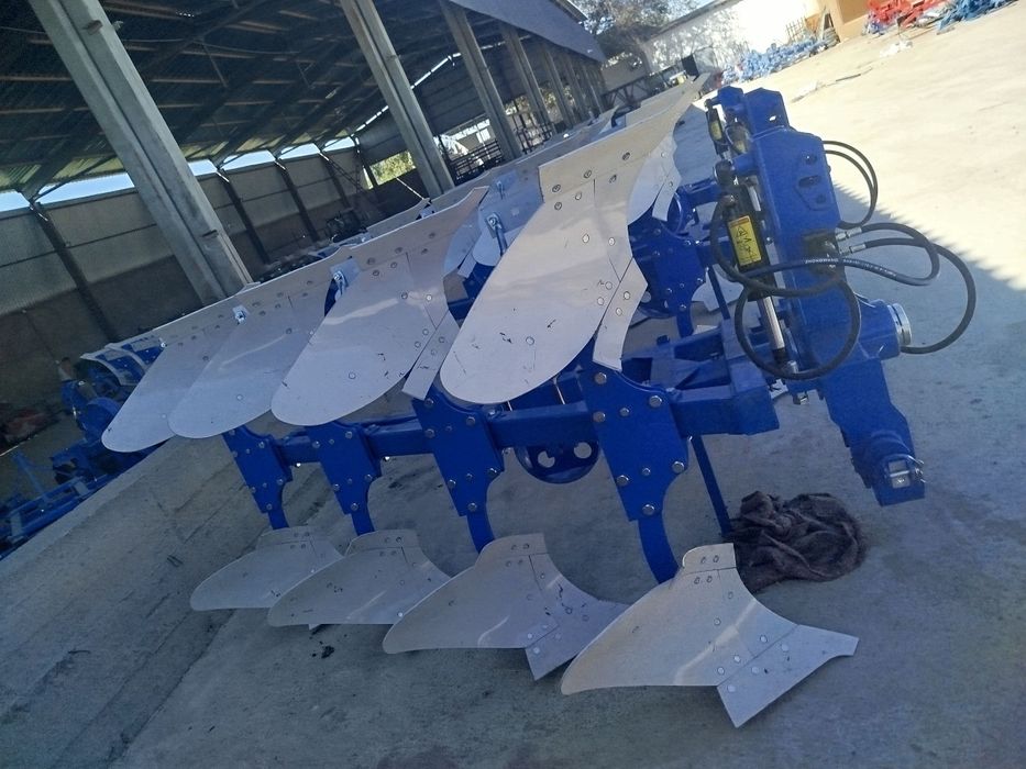 Оборотный Плуг  (ГИДРАВЛИЧЕСКИЙ) Aylanma Plug gidravlik