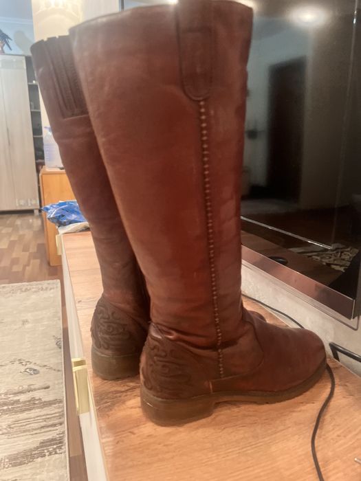 Кожаные сапоги зимние