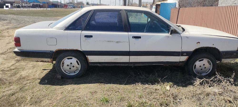 Продам Ауди 100 под восстановление