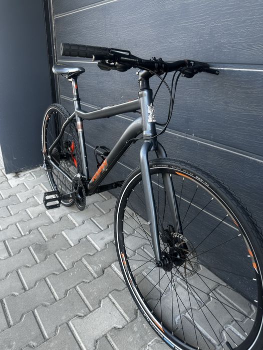 Хибриден велосипед Voodoo Marasa 28” L” 3x9