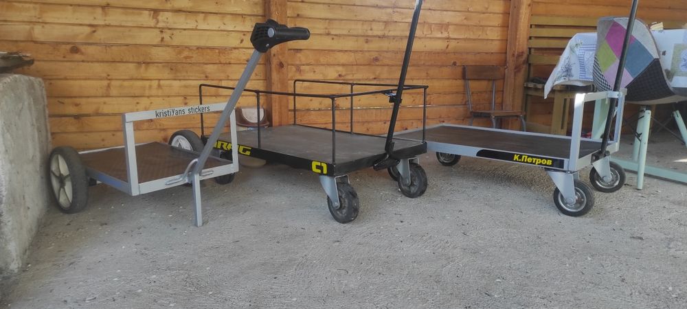 Транспортни метални колички