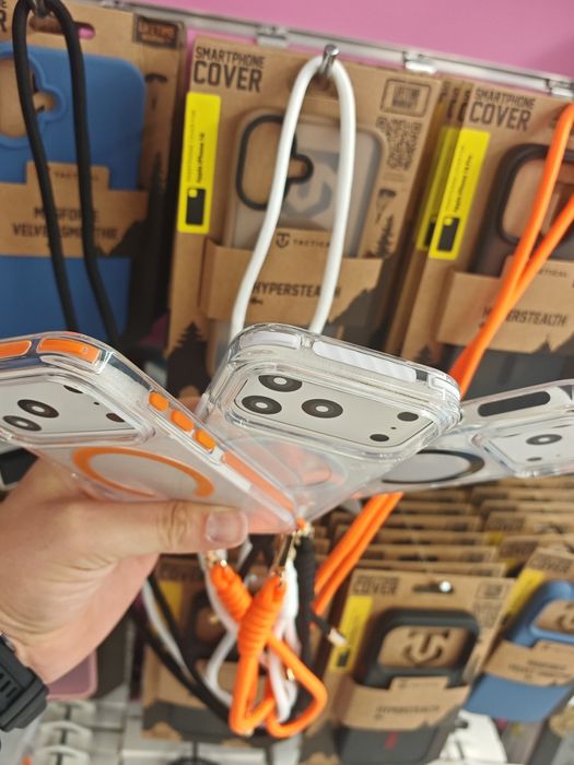 IPhone 17 Pro,17 Pro Max  Magsafe гърбове с връзка през рамо