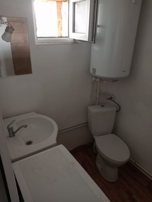 Închiriez casa în Șura Mare 36 Mp