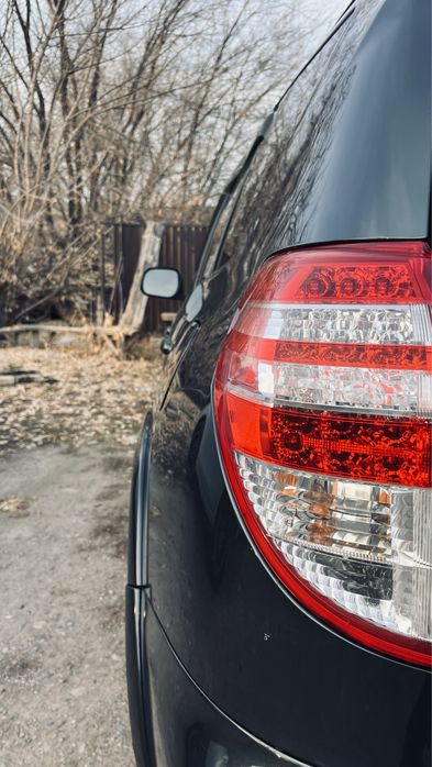 Продам авто Toyota RAV4