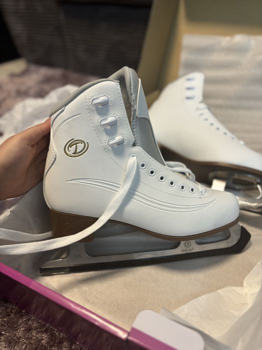 Кънки за лед TANGO