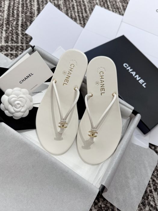 Slapi Chanel