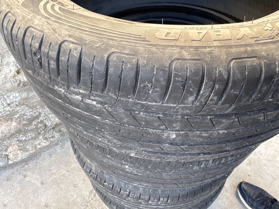 Летний балон шина 215/55/17