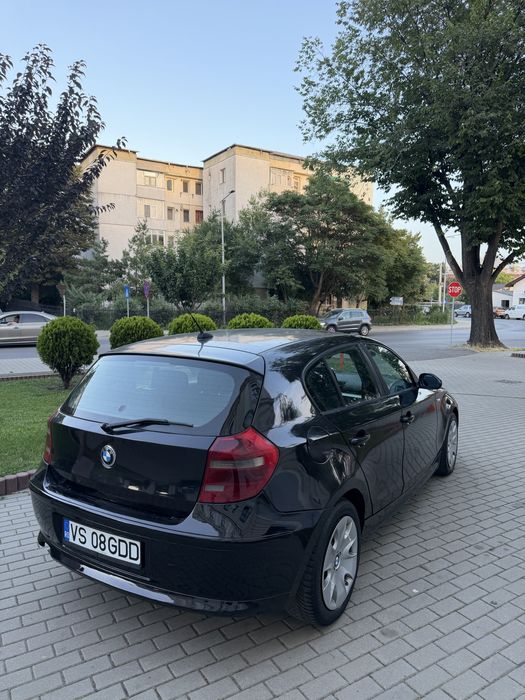 BMW  118d an 2009