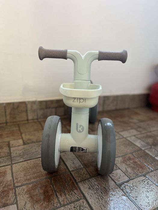 Колело за баланс KikkaBoo