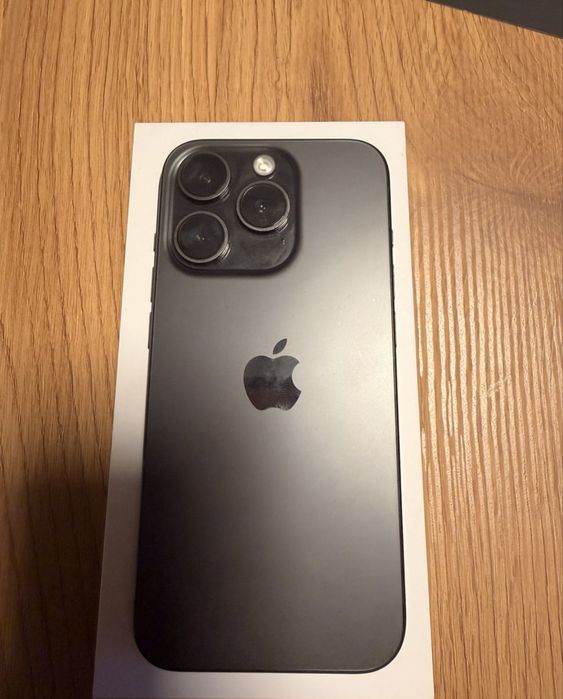 I phone 15 Pro 256